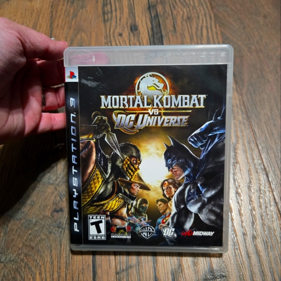 Mortal Kombat vs DC Universe for Sony 3 - Black - Picture 1 of 3